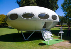 1960s Matti Suurinen Futuro House in Christchurch, New Zealand - WowHaus