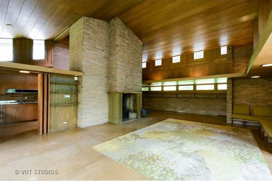 On The Market: 1950s Frank Lloyd Wright-designed Louis B. Frederick ...